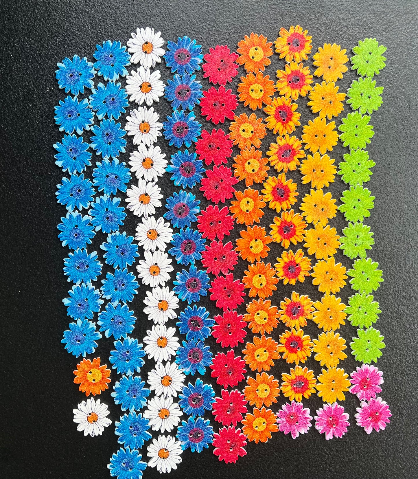 100Pcs Wood Daisy Buttons Painted Wooden Flower Buttons