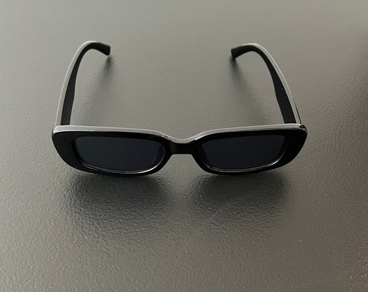 Minimalist Classic Square Sunglasses – Small Frame Fashion Eyewear for Men & Women
