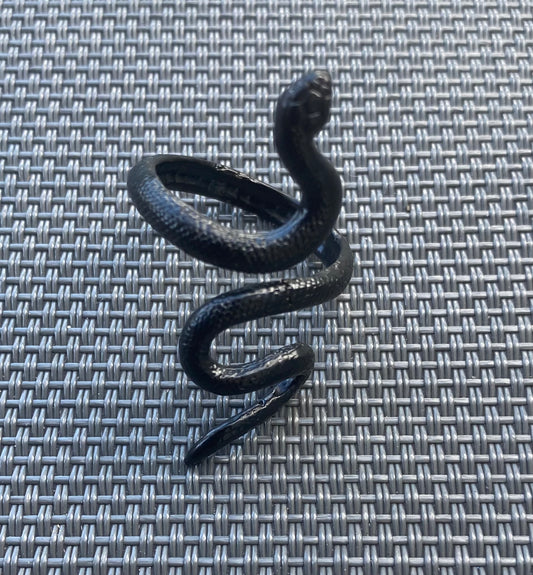 Retro Snake Ring Adjustable for Men & Women – Black Plated Animal Design, Unisex Alloy Jewelry