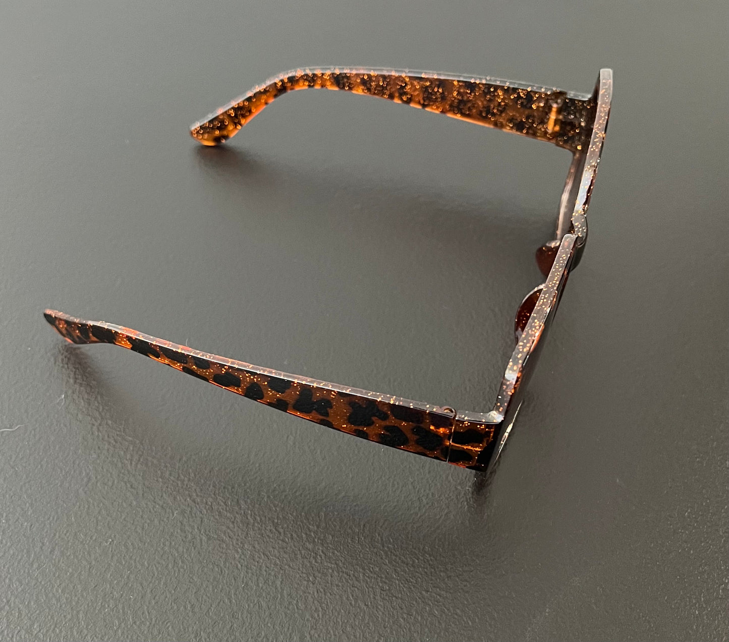 Tortoiseshell Square Frame Sunglasses – Vintage Style UV400 Protection Eyewear