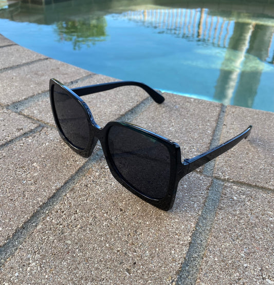 ✅ UV400 PROTECTION ✅ Wave Retro Black Sunglasses Fashion Sunglasses - Oversized Frame Square Sunglasses