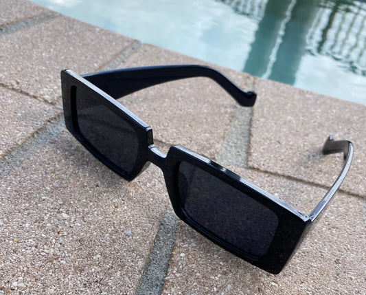 NEW Fashionable Geometric Square Small Frame Fluorescent bright-black Sunglasses  PROTECTION✅