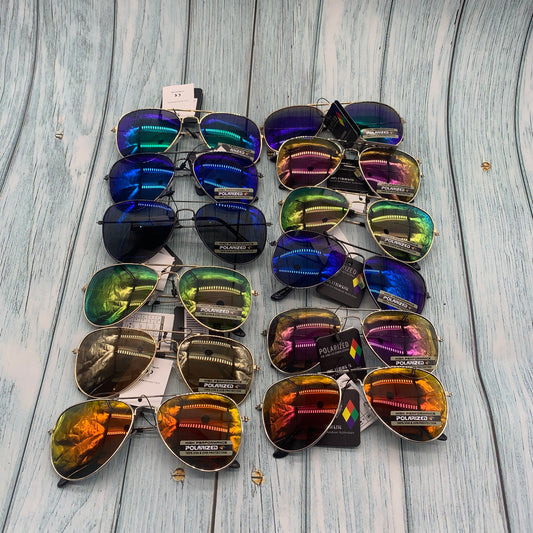 UV400 Aviator Sunglasses – Retro Unisex Style, Random Colors
