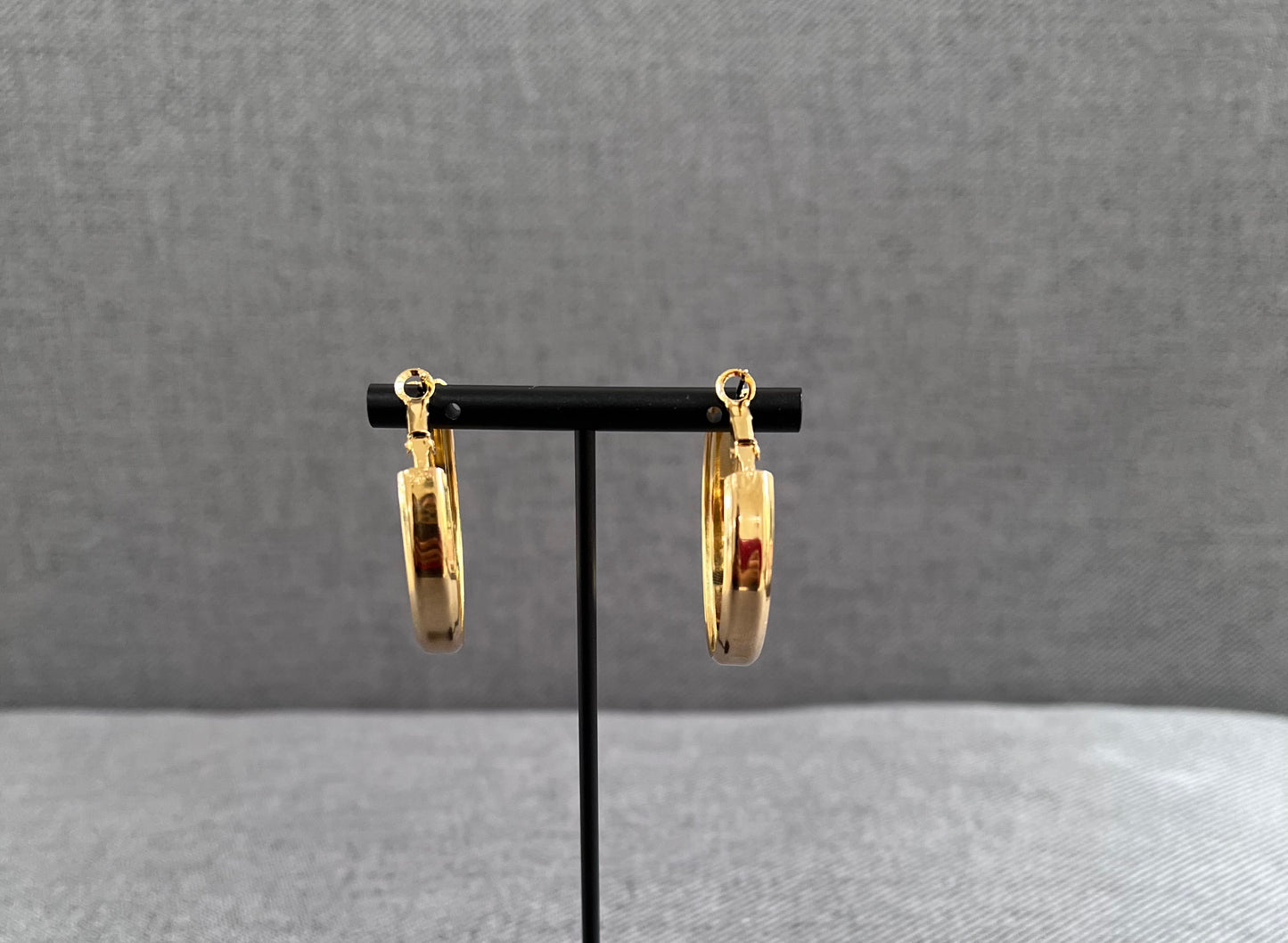 18k Gold Filled Diamond Cut Hoop Earrings 1.75”