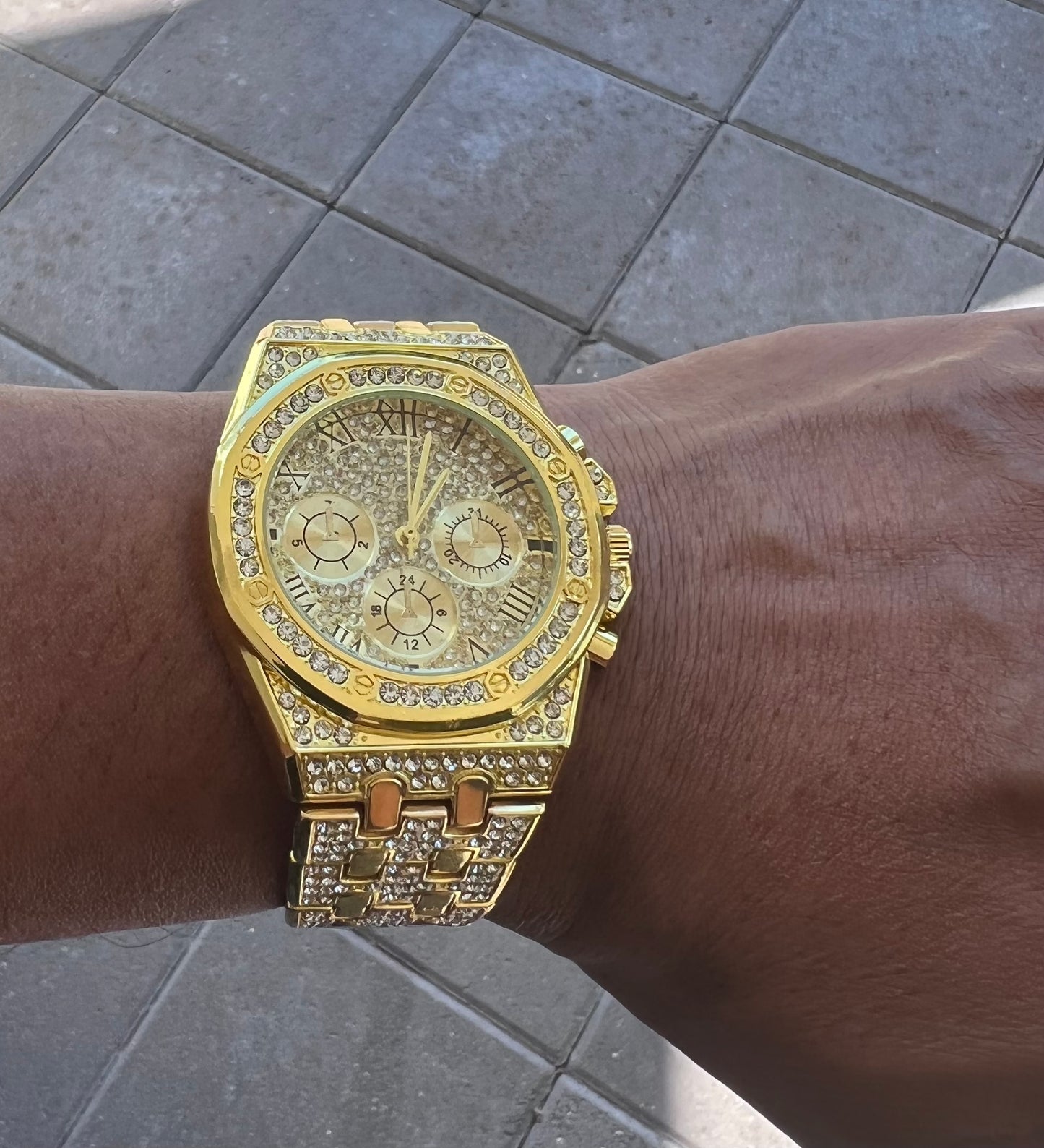 1pc Men GOLD Triple Dial Quartz Watch