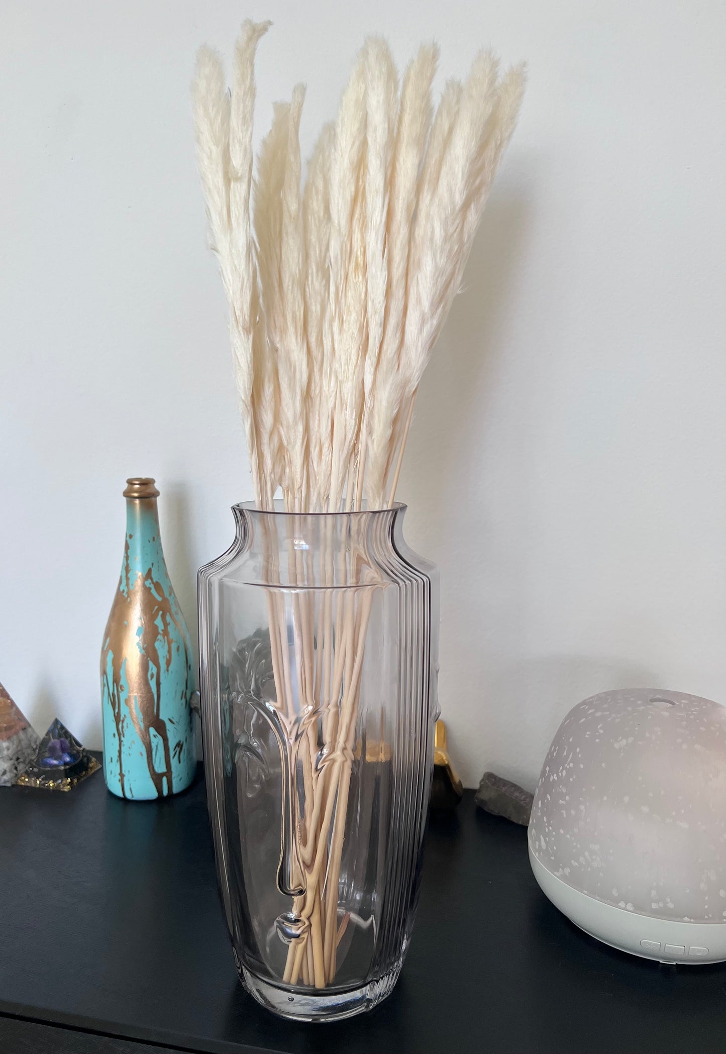 15 Stems White Pampas Grass – 23–24" Natural Dried Reed for Home & Wedding Decor