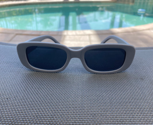 Grey Retro Rectangle Sunglasses – Small Frame UV400 Geometric Shades