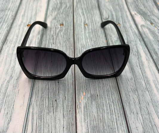Oversized Square Sunglasses – Retro UV400 Shades for Men & Women