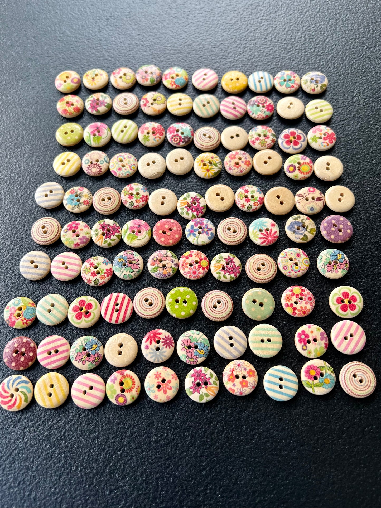 100pcs 15mm 2 Holes Mixed Flower Wooden Button Sewing Scrapbooking  Craft New