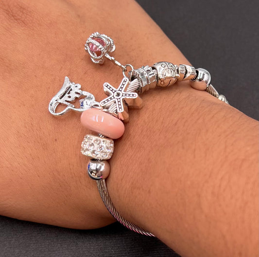 Crown Love Pendant Bracelet – Simple Alloy Jewelry for Women